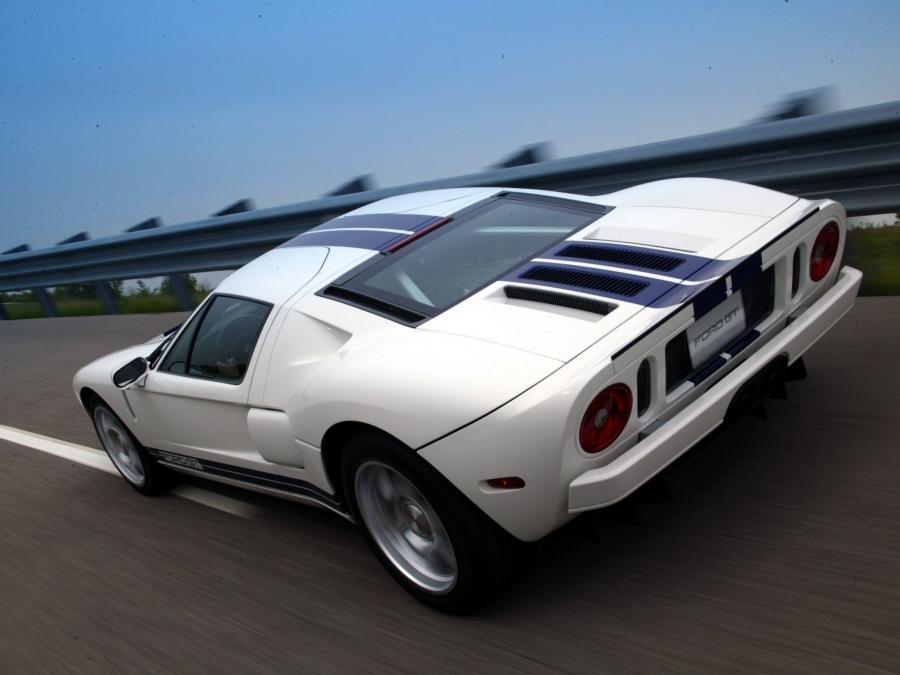  Ford GT 2004 года  (фото 27 из 42)